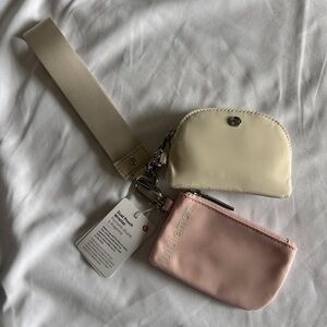 66-69🆕 Lululemon Dual Pouch Wristlet - White Opal/Flush Pink
